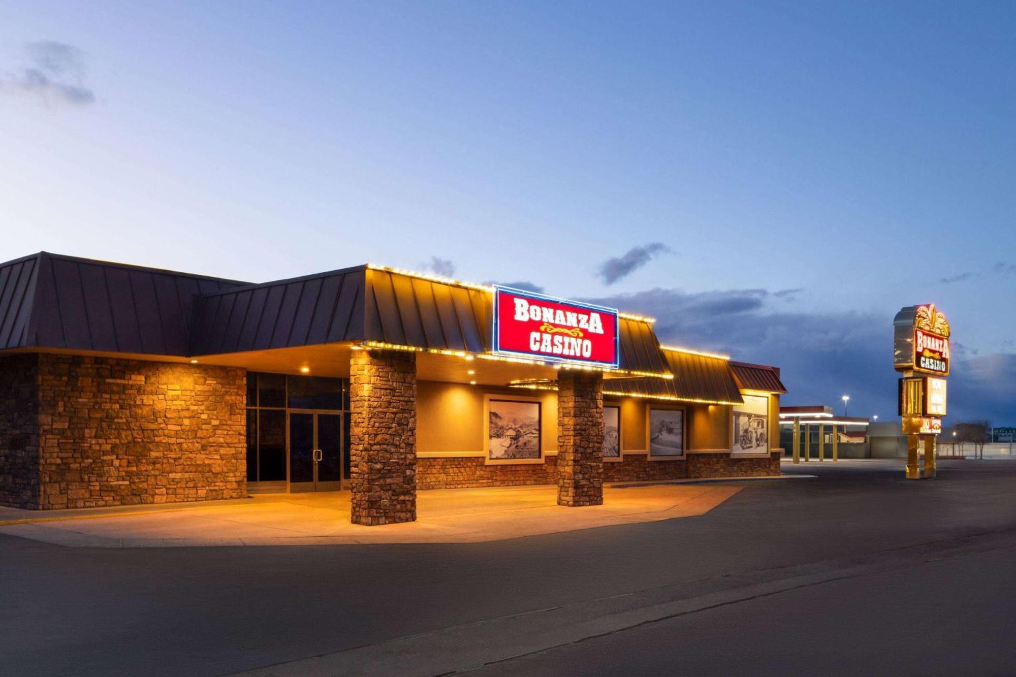 Super 8 By Wyndham Fallon Luaran gambar